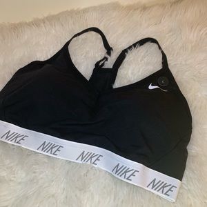 Brand new nike sports bra!